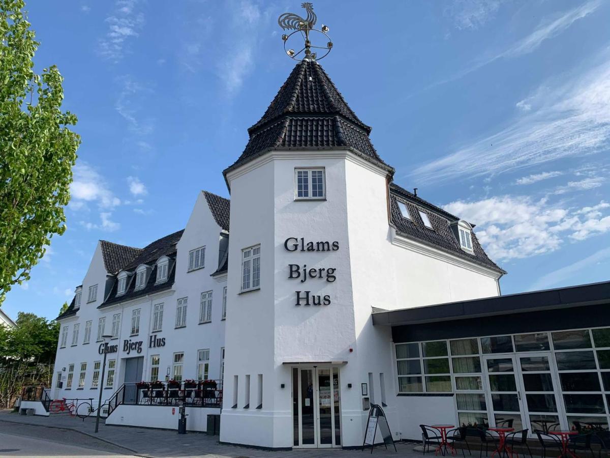 Glamsbjerghus Aparthotel Kültér fotó